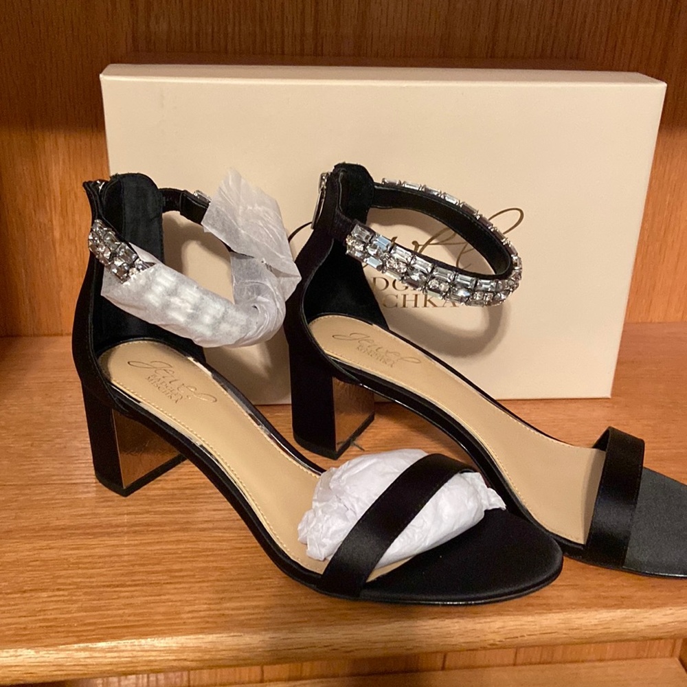 Jewel Badgley Mischa formal 2.5 inch heels. Brand new in the box